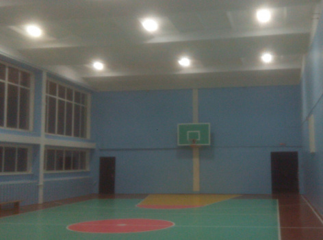 Освещение спортзала школы